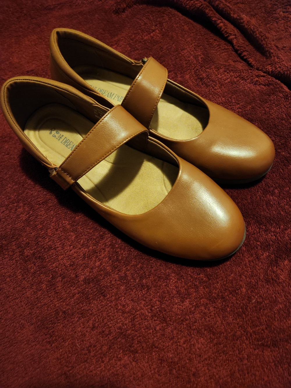 Lady's Mary Jane Shoes in Tan